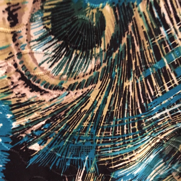 JM Women's Top - Picture 3 of 4